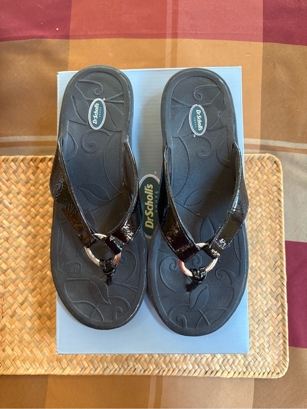 Dr. Scholl's Black Patent Flip Flop Sandals with Silver Accent